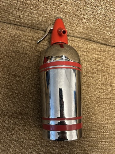 Chrome red soda siphon - red,
