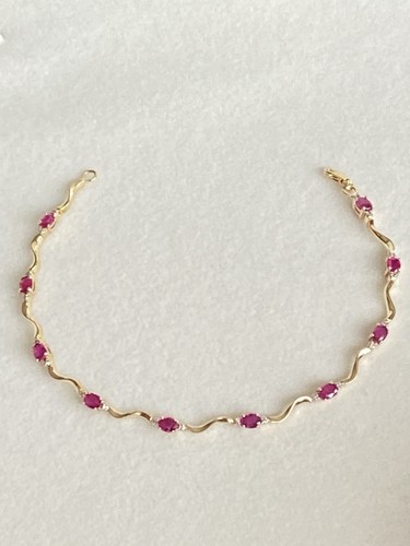 Ladies 9ct gold ruby diamond - ruby,