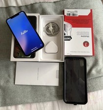 Apple iPhone XS Max -64GB- Space Gray (Unlocked) A2104 with Box etc