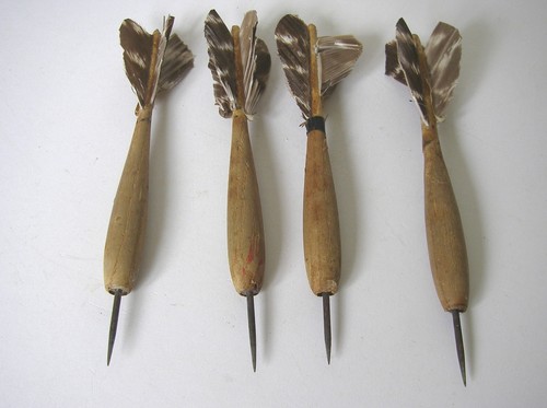 Vintage wooden darts - wooden,