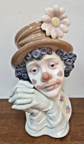 Lladro melancholy clown bust - clown,