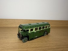 LONDON TRANSPORT AEC T354C - WHITE METAL BUS MODEL PROFESSIONALLY BUILT KIT