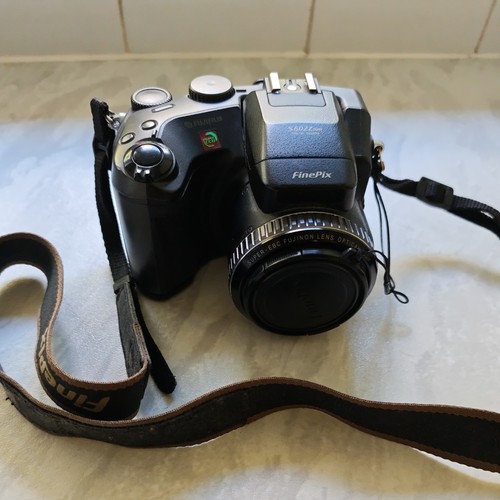 Fujifilm finepix s602 - s602, zoom