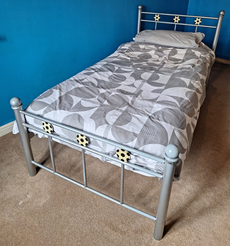 Grey metal single bed - grey,