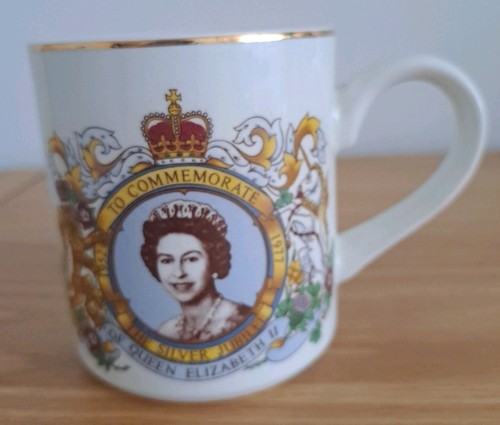 Queen elizabeth silver - elizabeth, ii