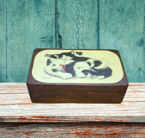 Vintage wooden dog - wooden,
