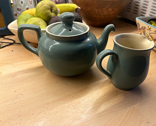 Denby stoneware teapot - stoneware, lid