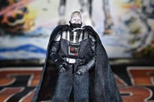 DARTH VADER   REMOVABLE HELMET