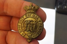MILITARY BADGE HOUSEHOLD