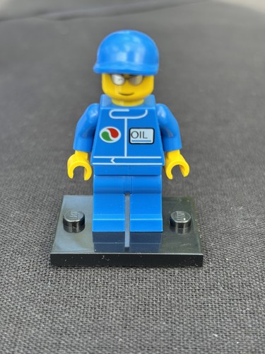 Lego octan worker minifigure - lego,
