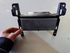 Nissan Navara D40  Centre