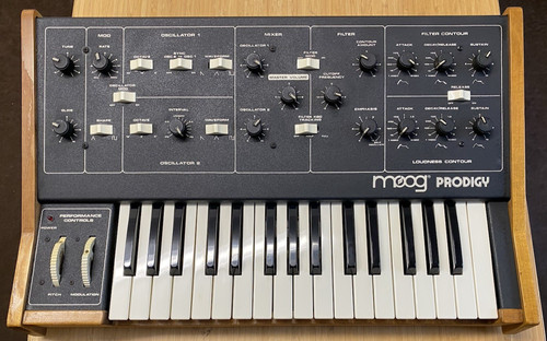 Moog prodigy mk1 - prodigy, (336bx)