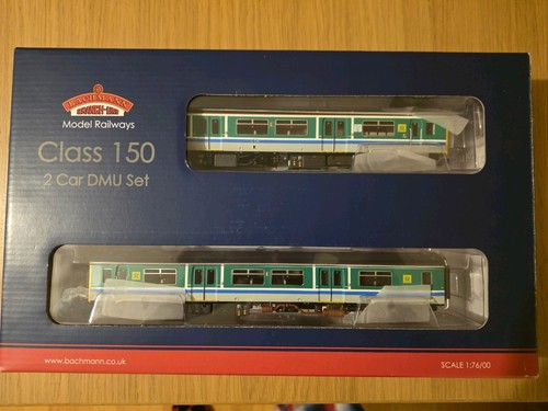 Bachmann class 150 - 150, dmu