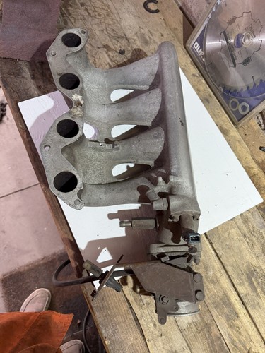 Ford escort rs1600i plenum - ford,