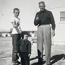 1M Photograph Family Photo