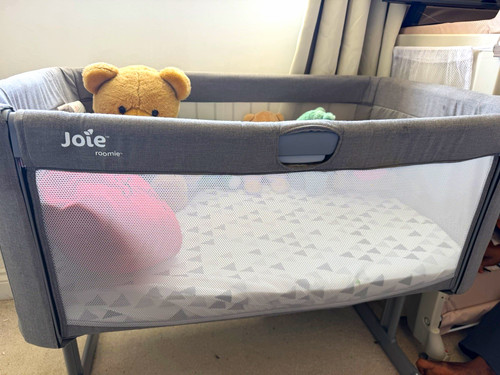 Joie next baby cot - next,