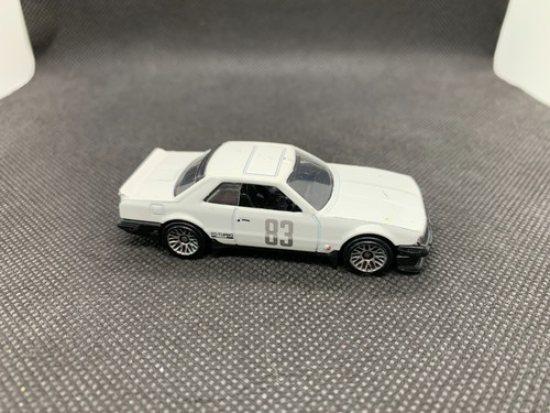 Hot wheels 82 nissan - hot,