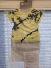 Leeds United Baby Away Kit -