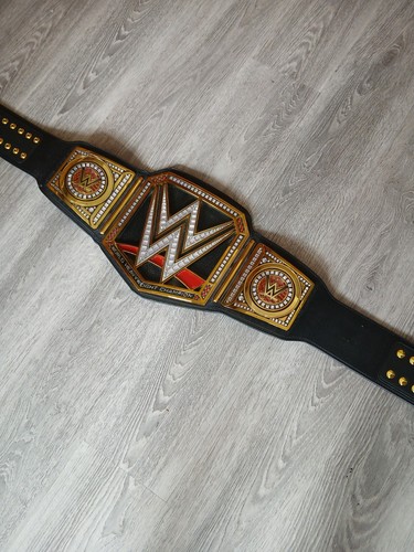 Official wwe universal - official,