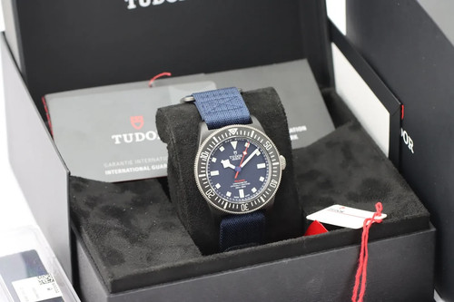 Tudor pelagos fxd chrono red - pelagos,