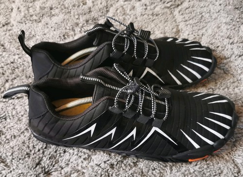 Minimalist barefoot shoes - barefoot,