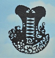 Die Cut cuts Basque corset