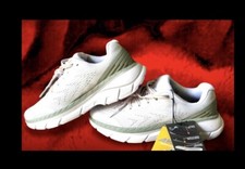 Avia Women's Athletic Light