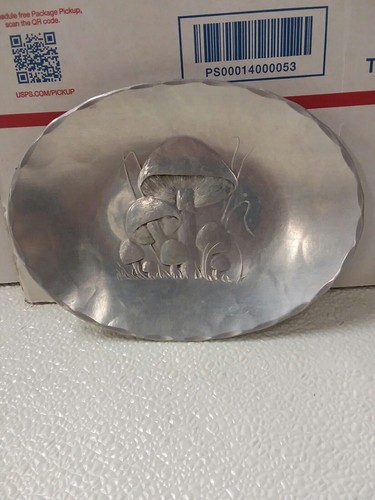 Mushroom dish decor - decor, theme