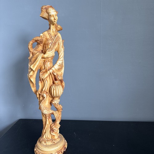 Large vintage oriental lady - large,