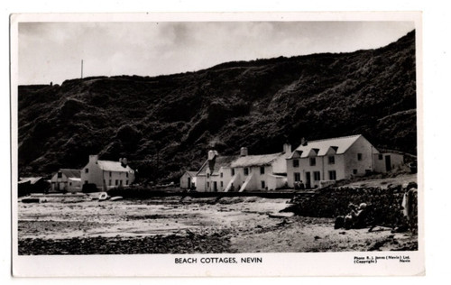 Nevin beach cottages - nevin,