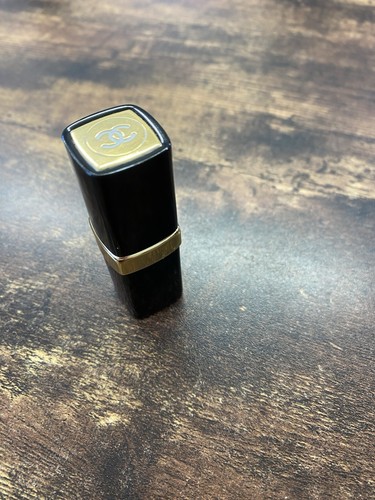 Chanel no5 lipstick - chanel,
