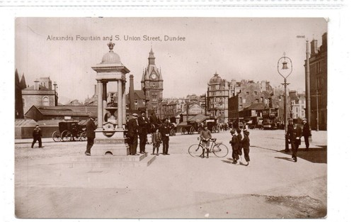 Alexandra fountain and south - fountain,