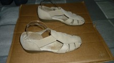 FOOTGLOVE M&S Beige Leather
