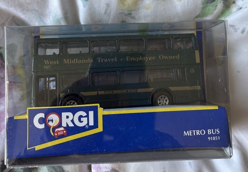 Bnib corgi bus - corgi,