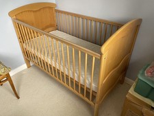 Mamas& Papas Francesca cot bed without Baby mattress
