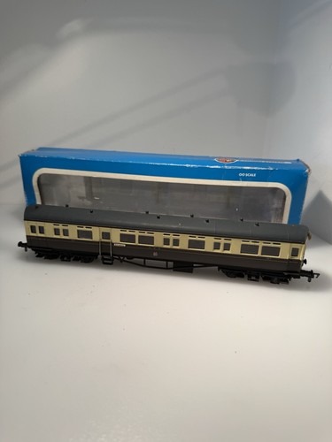 Airfix scale auto coach - airfix,