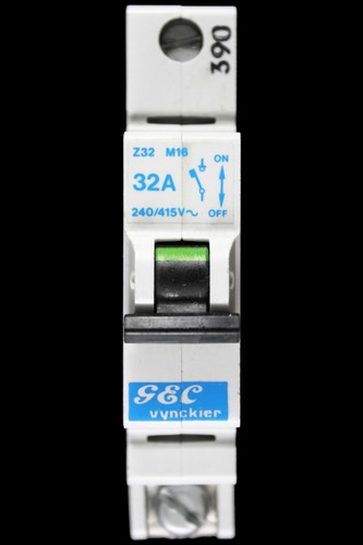 Gec vynckier amp - 32,