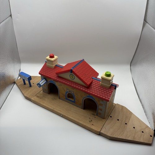Wooden train track - wooden,