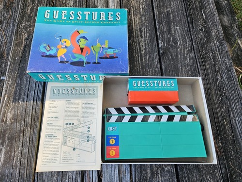 Guesstures game split - game,