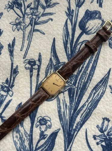 Vintage woman gold - vintage,