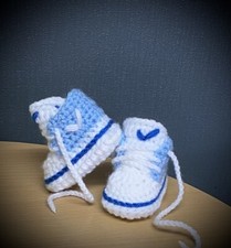Crochet baby shoes Handmade crochet wool baby trainers booties sneakers slippers