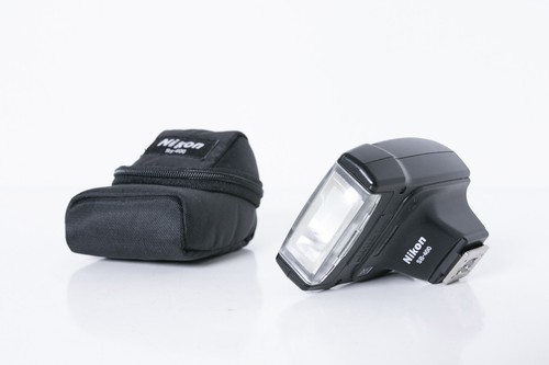 Nikon 400 speedlight - sb-400,