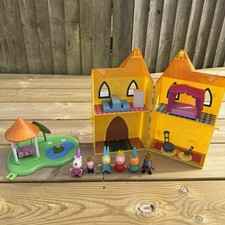 Peppa Pig Princess Bundle - Garden Swing Toy Play Set & Castle Royal Friends