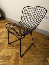 VINTAGE HARRY BERTOIA STYLE METAL CHAIRS (Black frame/black cushion)
