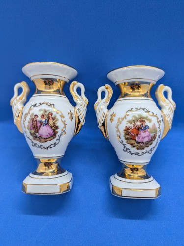 Beautiful petite pair - , of