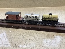 OO Gauge Hornby/Bachmann tanker wagons and brake van.