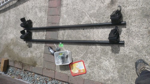 Thule roof bars - roof, renault