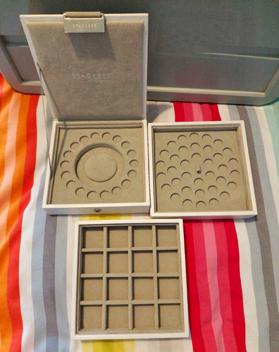 Stackers small sections - 3,