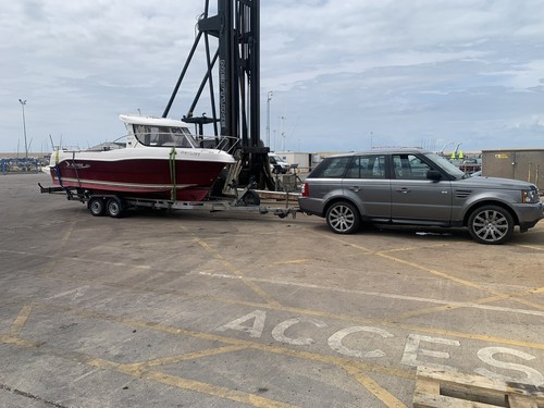 London caravan car boat - caravan,