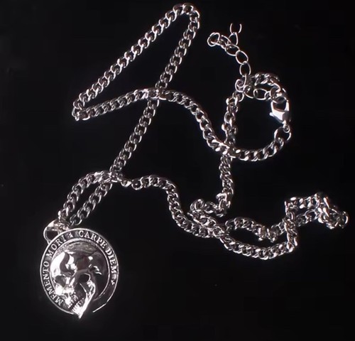 Memento mori carpe diem letter - diem,